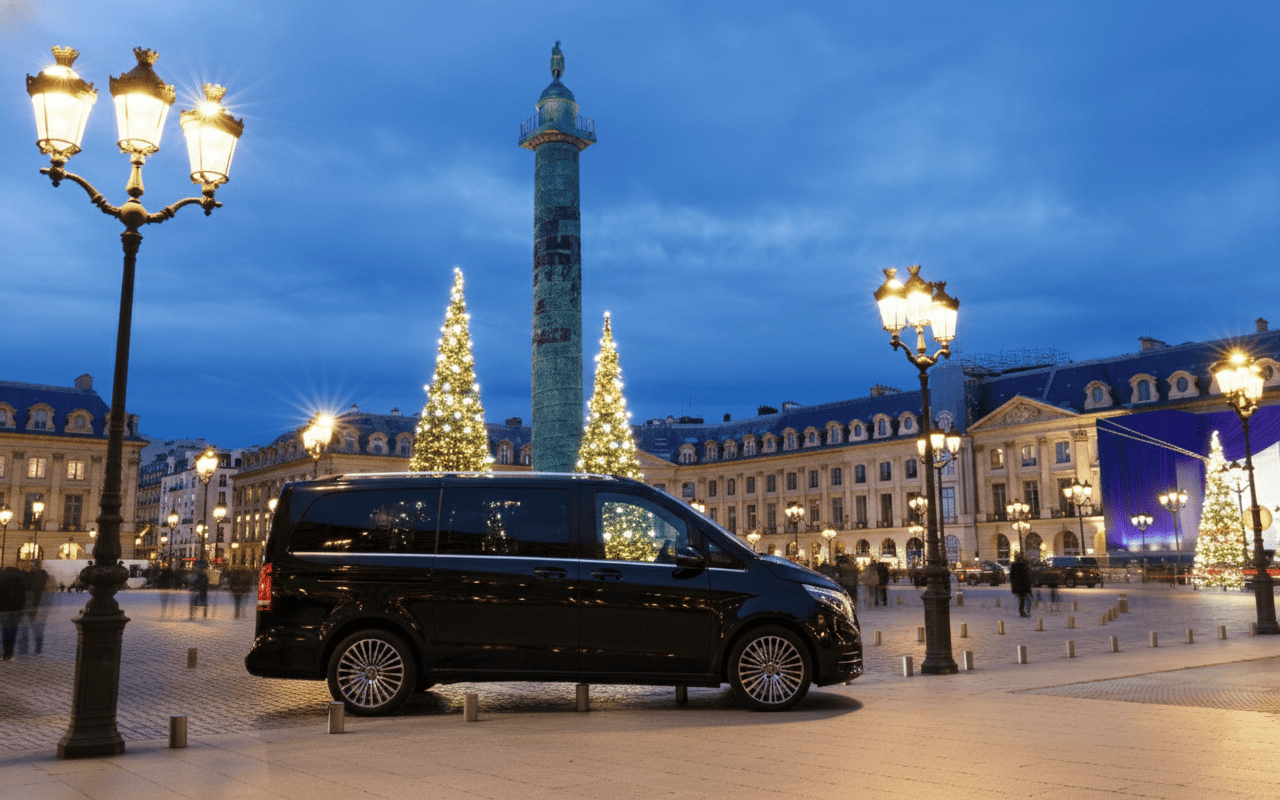Marchés de Noël Paris 2025 : Tour Magique en Van VIP